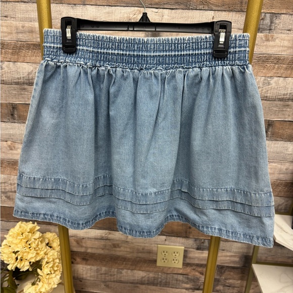 Kate Spade Elastic Waist Denim Mini Medium - Picture 2 of 3